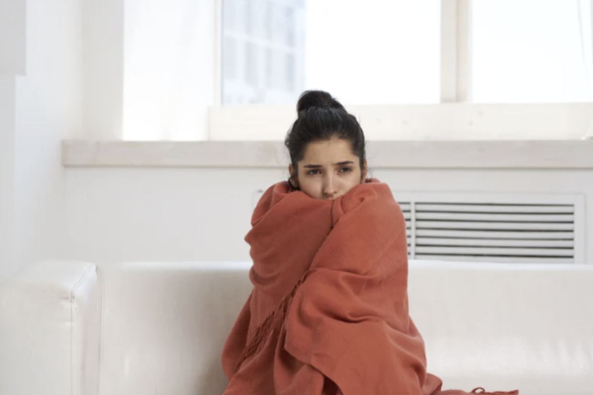 Questo fenomeno non è frutto di una semplice percezione soggettiva, ma dipende da molteplici fattori che influenzano la temperatura percepita