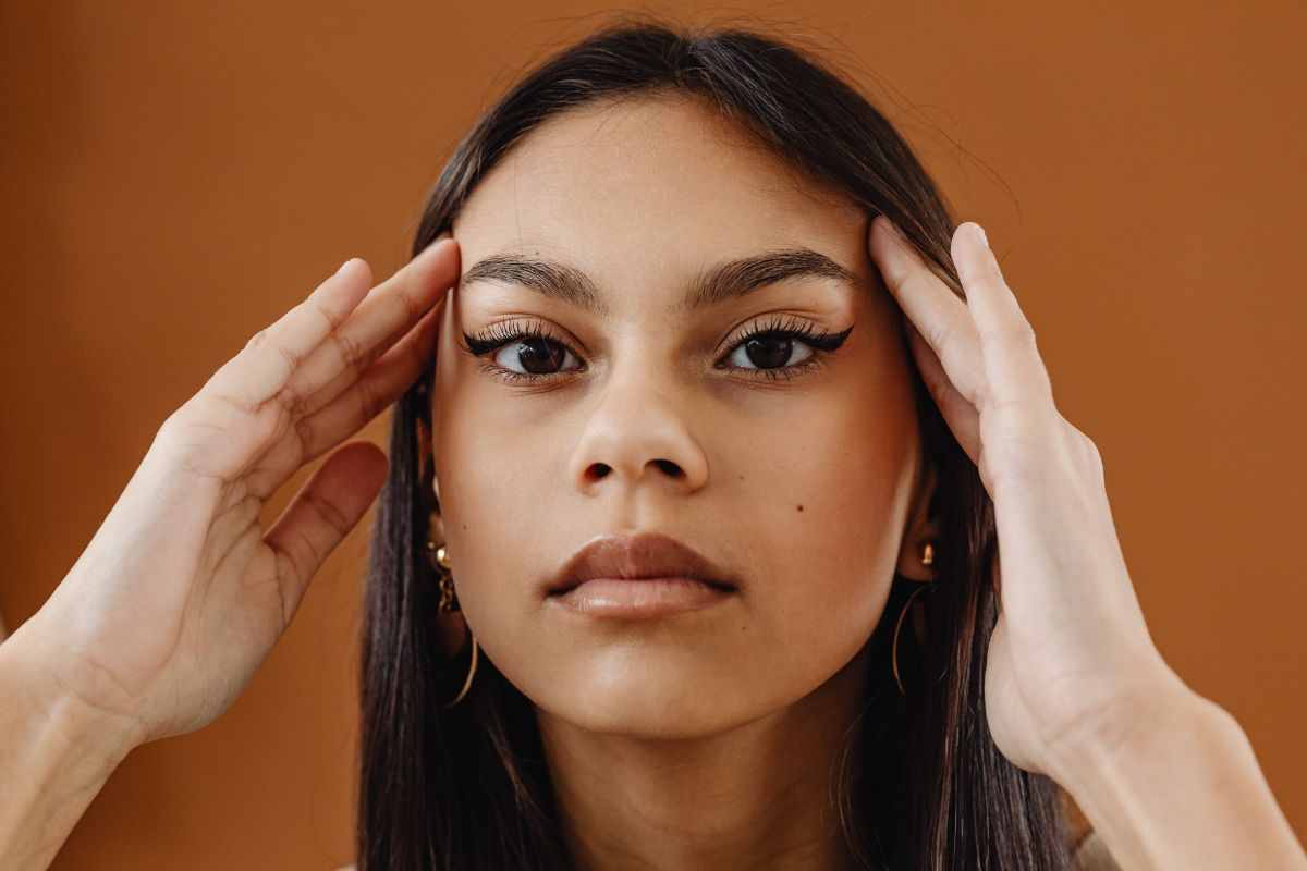 sguardo magnetico: come ricreare il cat eye perfetto