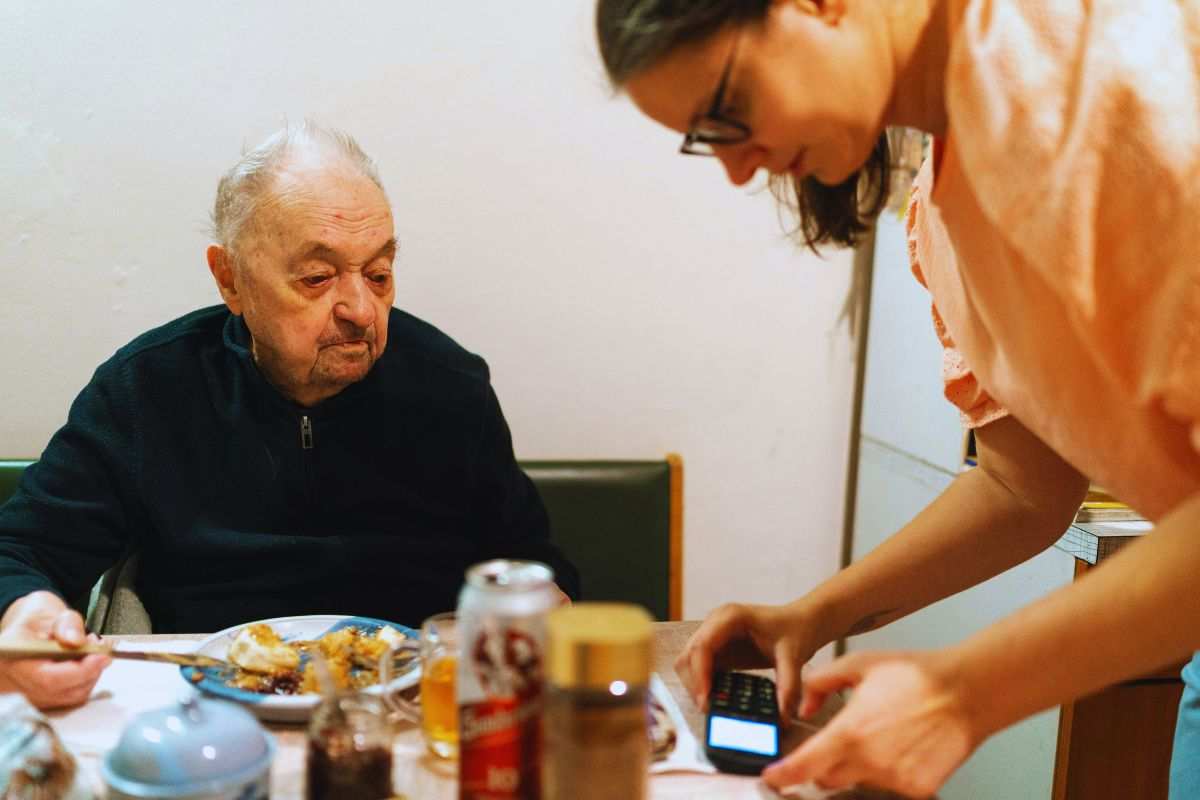 Quanto è possibile lasciare in eredità alla badante?